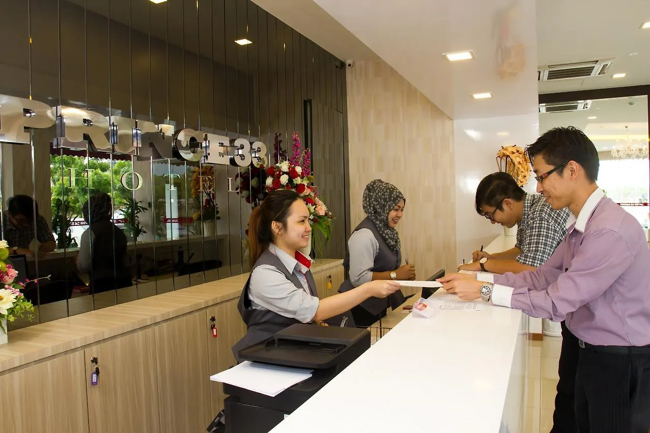 Prince33 Hotel Johor Bahru 3*,