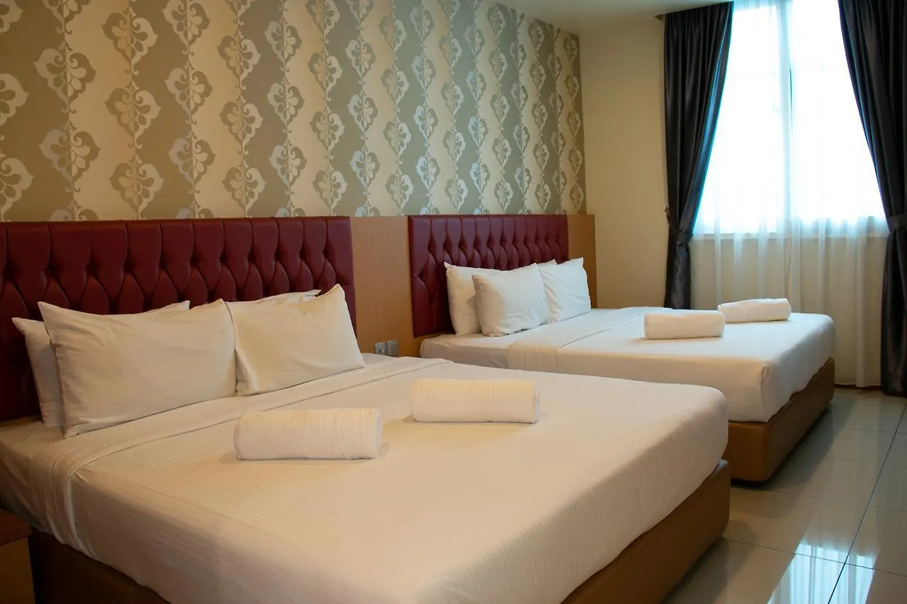 Prince33 Hotel Johor Bahru 3*,